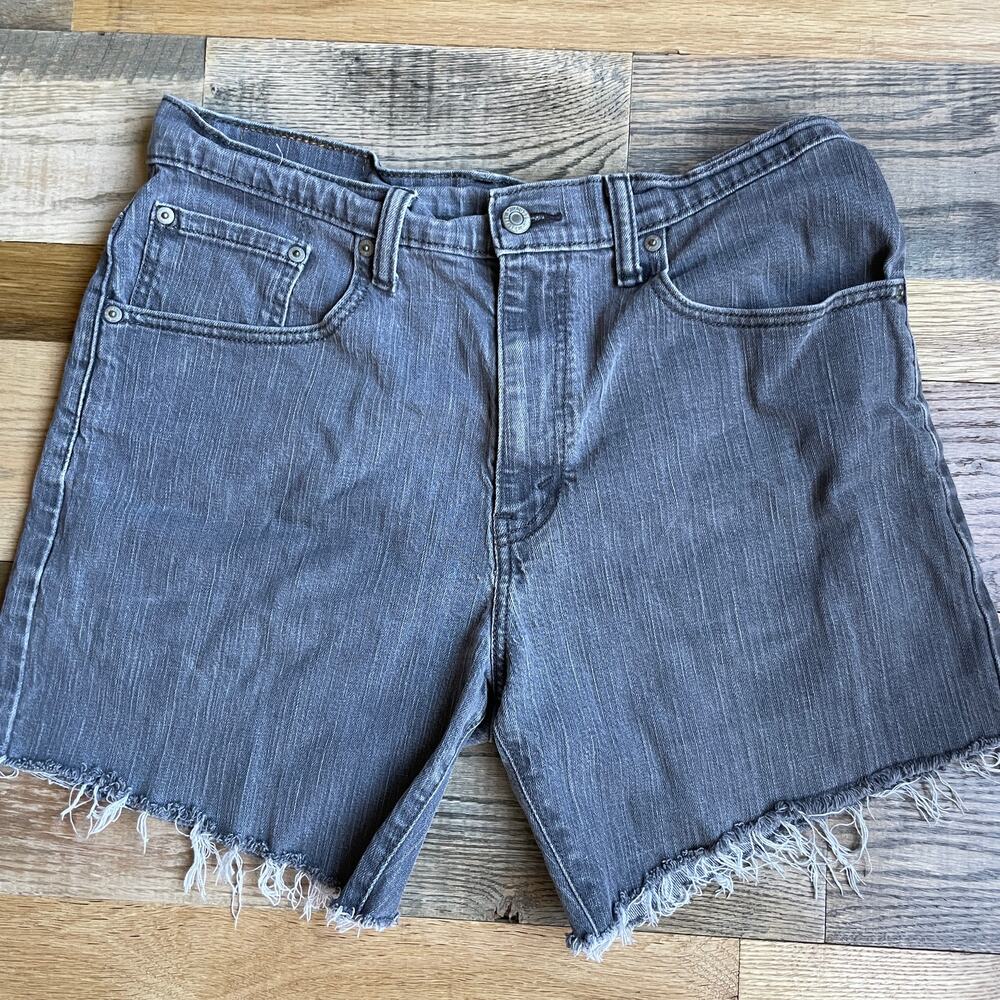 Levi's 569 Loose Straight Gray Cutoff Denim Shorts Womens 32